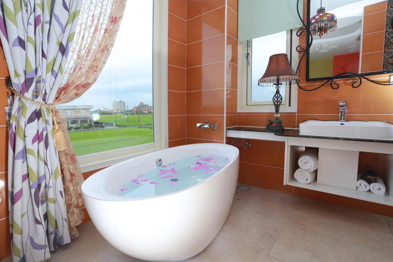Jane Castle Bed & Breakfast อู่เจี๋ย ภายนอก รูปภาพ