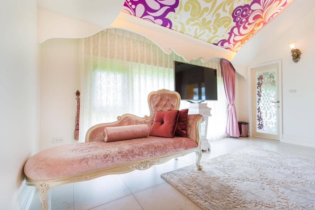 Jane Castle Bed & Breakfast อู่เจี๋ย ภายนอก รูปภาพ
